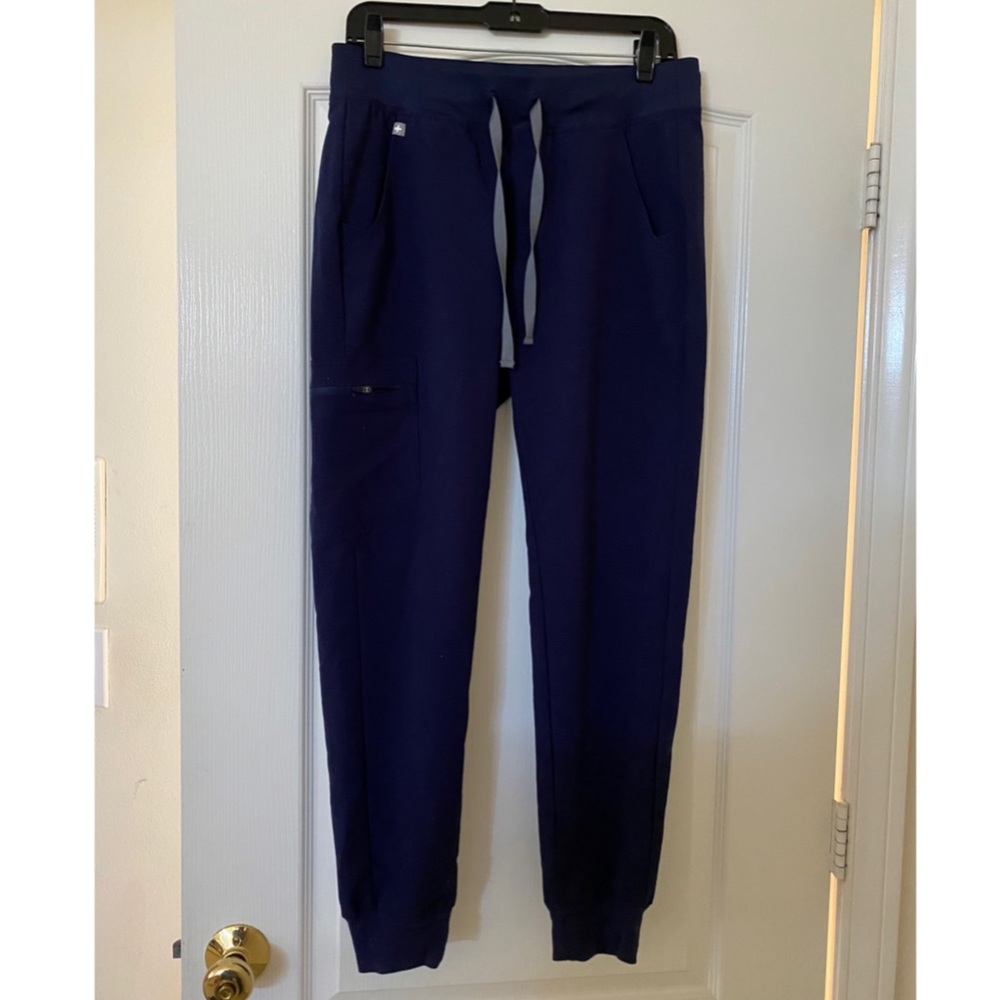 Figs scrubs